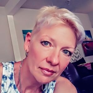 Meet your Posher, Vicky